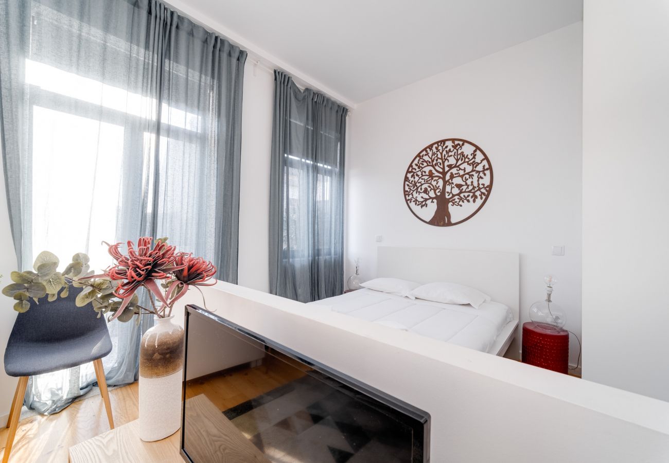 Estudio en Oporto - Nomad's Netto & Subway - Romantic Terrace Estudio en Oporto - Nomad's Netto & Subway - Romantic Terrace