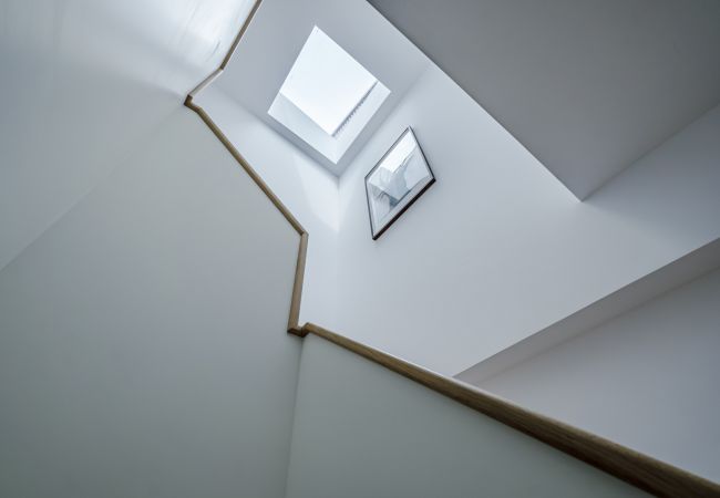 Apartamento en Oporto - Nomad`s Lux - 1BDR Charming Top Floor Porto Apartamento en Oporto - Nomad`s Lux - 1BDR Charming Top Floor Porto