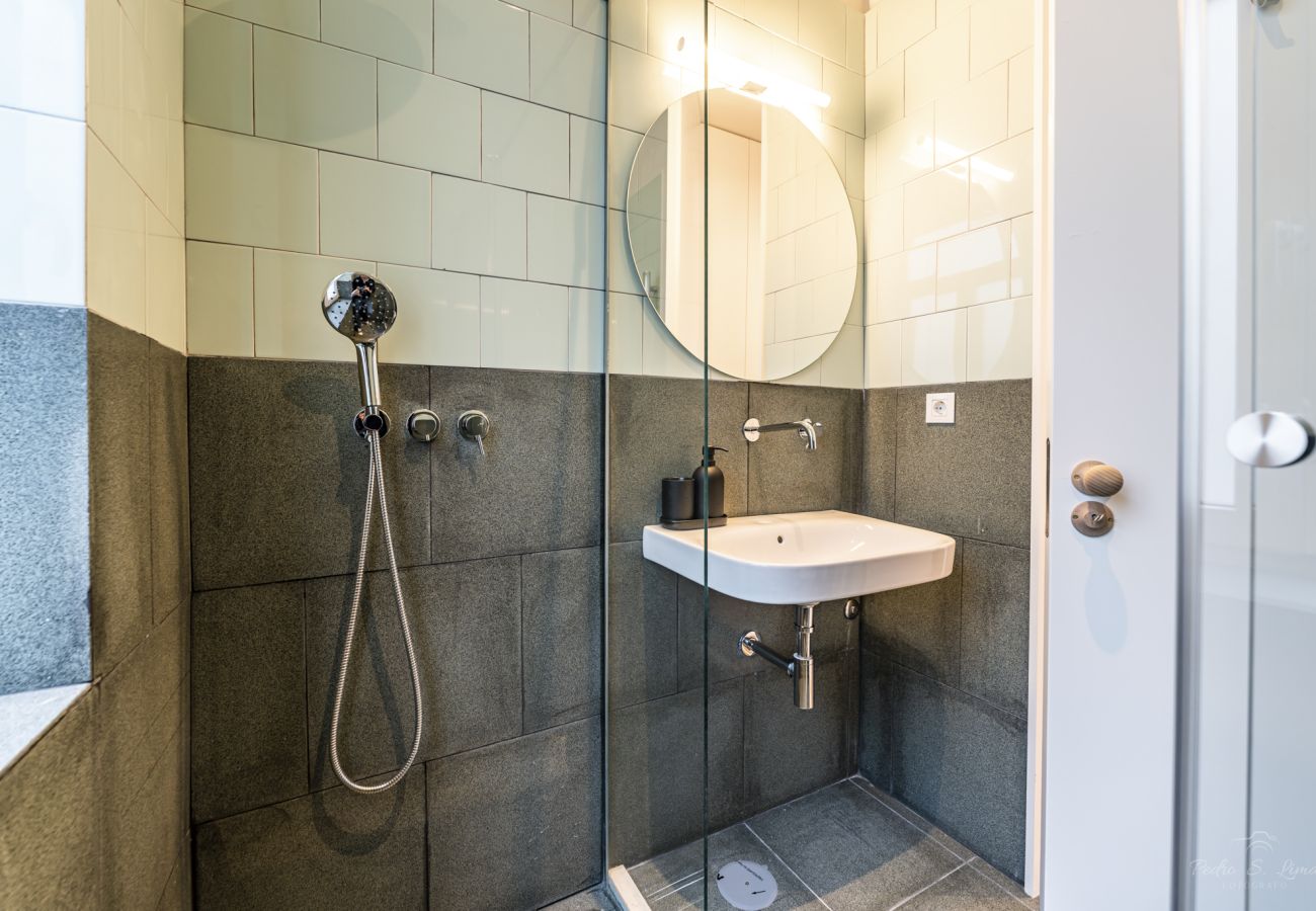 Apartamento en Oporto - Nomad`s Family - 3BDR Charming Hideout Porto Apartamento en Oporto - Nomad`s Family - 3BDR Charming Hideout Porto