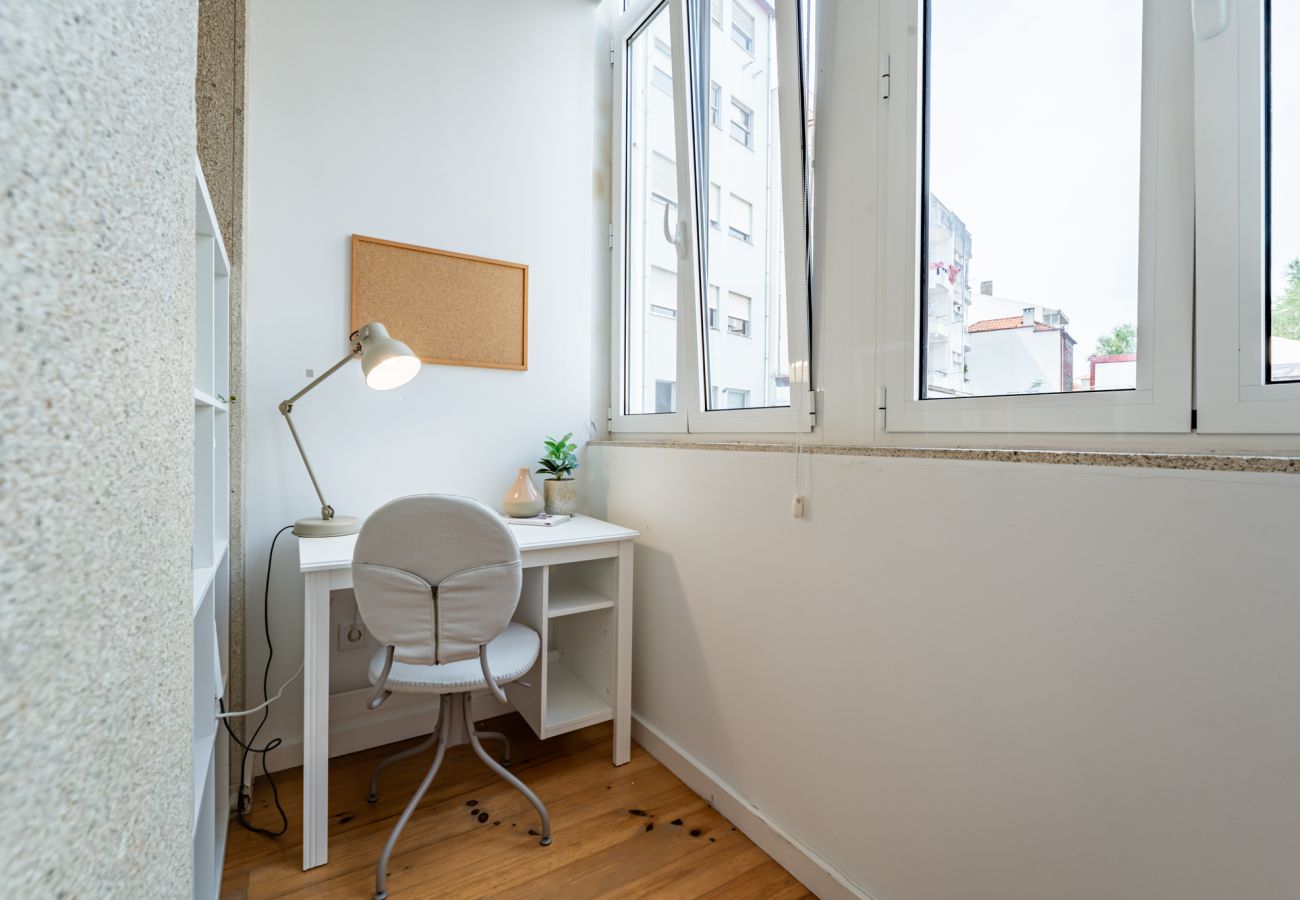 Apartamento en Oporto - Nomad`s Easy Stay - Duque Studio XIX Charm & Works Apartamento en Oporto - Nomad`s Easy Stay - Duque Studio XIX Charm & Works