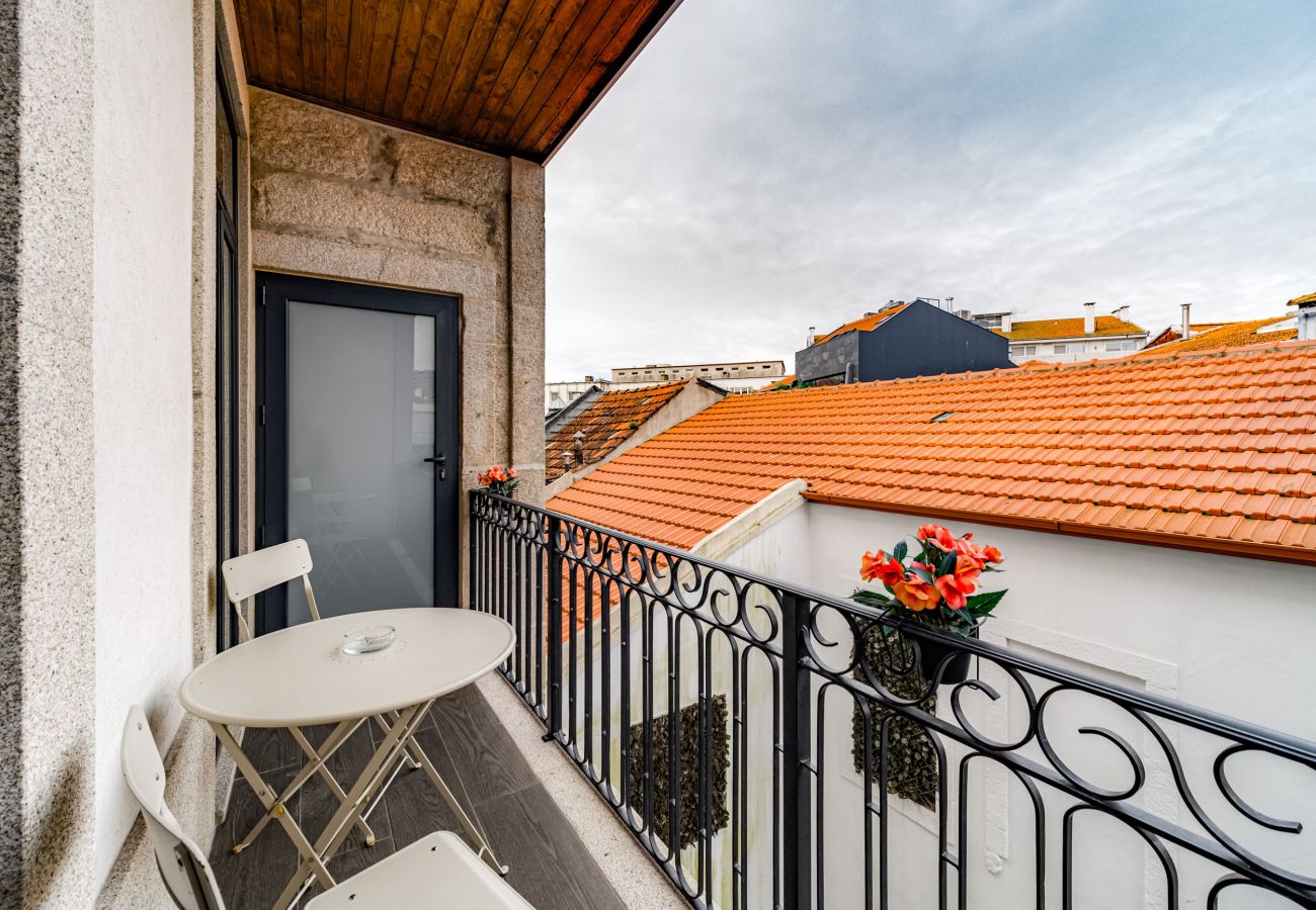 Apartamento en Oporto - Nomad's Netto & Subway - Sunny Balcony