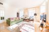 Apartamento en Lisboa - Nomad's Chiado Lisbon & Amazing View Apartamento en Lisboa - Nomad's Chiado Lisbon & Amazing View