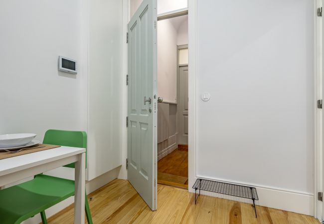 Apartamento en Oporto - Nomad's Easy Stay - 1BED Alegria Emerald