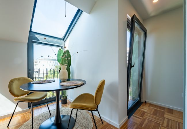 Estudio en Porto - Nomad's Lux - 1BDR The Finest Porto Estudio en Porto - Nomad's Lux - 1BDR The Finest Porto
