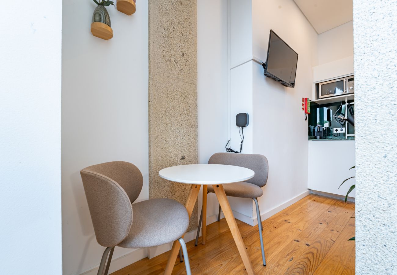 Apartamento en Oporto - Nomad's Easy Stay - Duque Studio XIX