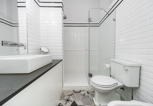 Apartment in Lisboa - Nomad's Padaria Collection - Tiled Walls Apartment in Lisboa - Nomad's Padaria Collection - Tiled Walls