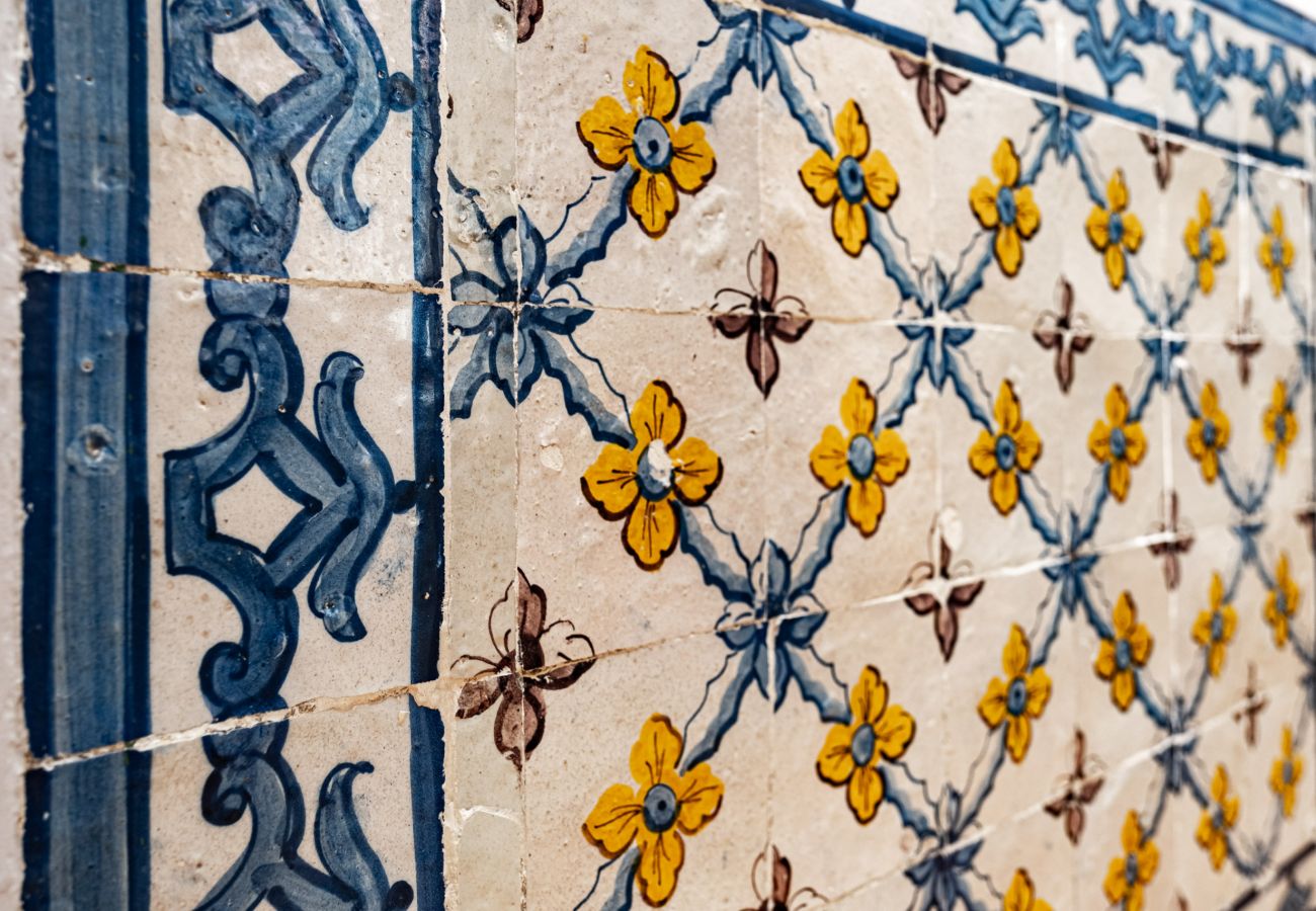 Apartment in Lisbon - Nomad's Padaria Collection - Tiled Walls Apartment in Lisbon - Nomad's Padaria Collection - Tiled Walls
