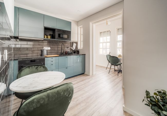 Apartment in Porto - Nomad's By Sta Catarina Flats - 3BED Friends Apartment in Porto - Nomad's By Sta Catarina Flats - 3BED Friends