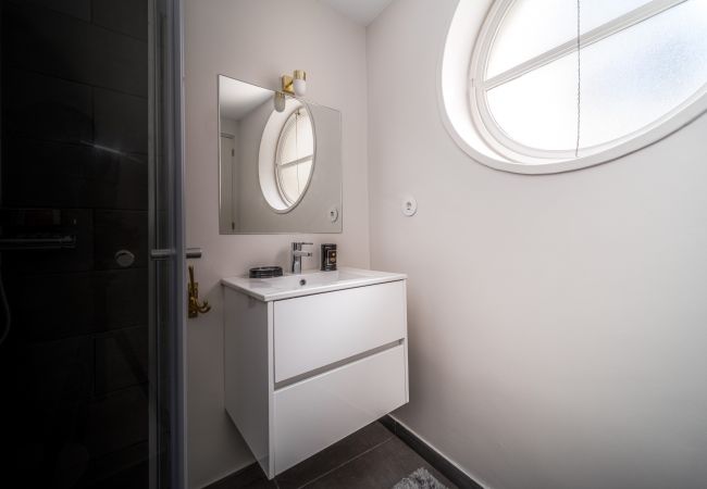 Apartment in Porto - Nomad's By Sta Catarina Flats - 3BED Moments Apartment in Porto - Nomad's By Sta Catarina Flats - 3BED Moments