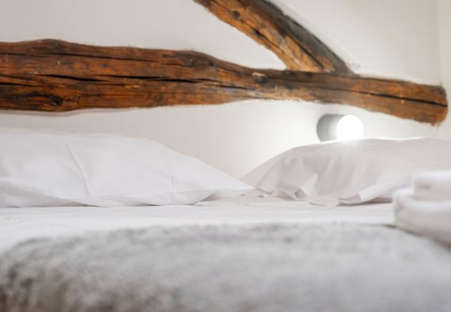 Studio in Porto - Nomad's Bonjardim City Flats - Top Floor Studio in Porto - Nomad's Bonjardim City Flats - Top Floor