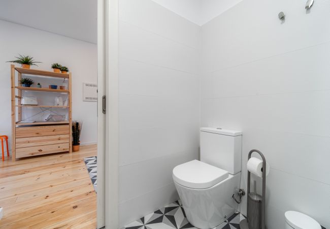 Apartment in Porto - Nomad's Netto & Subway - Sunny Balcony Apartment in Porto - Nomad's Netto & Subway - Sunny Balcony