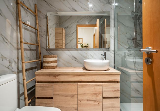 Apartment in Matosinhos - Nomad`s Family - 2BDR Beach Vibe Matosinhos Apartment in Matosinhos - Nomad`s Family - 2BDR Beach Vibe Matosinhos