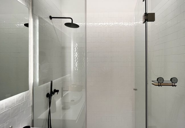 Studio in Porto - Nomad`s Lux - 1BDR Almada Cool Studio in Porto - Nomad`s Lux - 1BDR Almada Cool