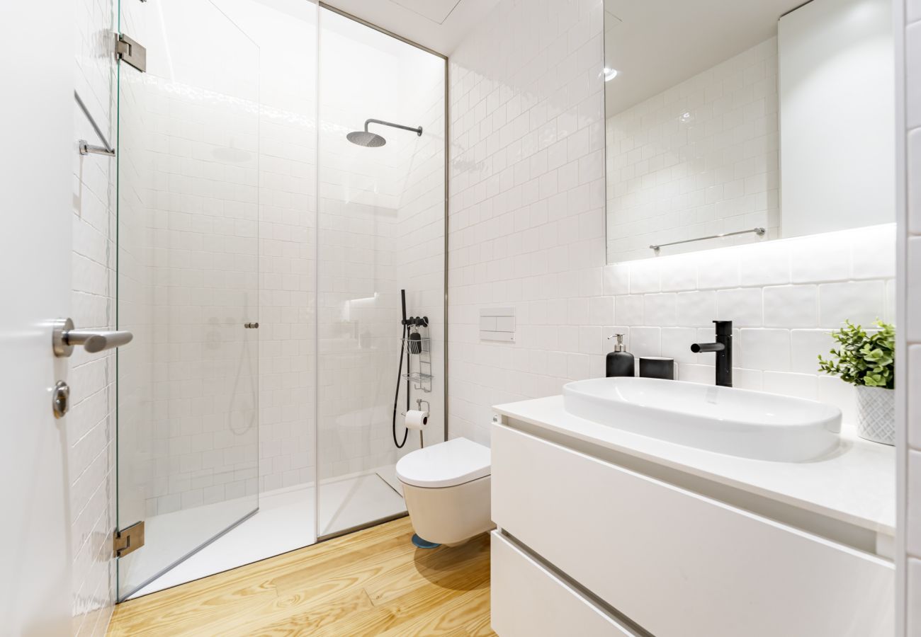 Apartment in Porto - Nomad`s Lux - 2BDR Almada Private Porto Apartment in Porto - Nomad`s Lux - 2BDR Almada Private Porto
