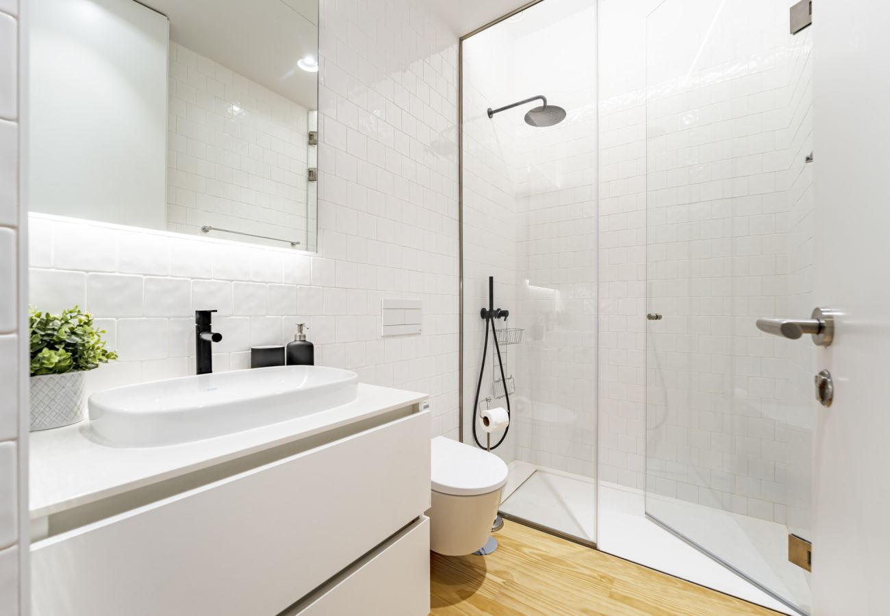 Apartment in Porto - Nomad`s Lux - 2BDR Almada Private Porto Apartment in Porto - Nomad`s Lux - 2BDR Almada Private Porto