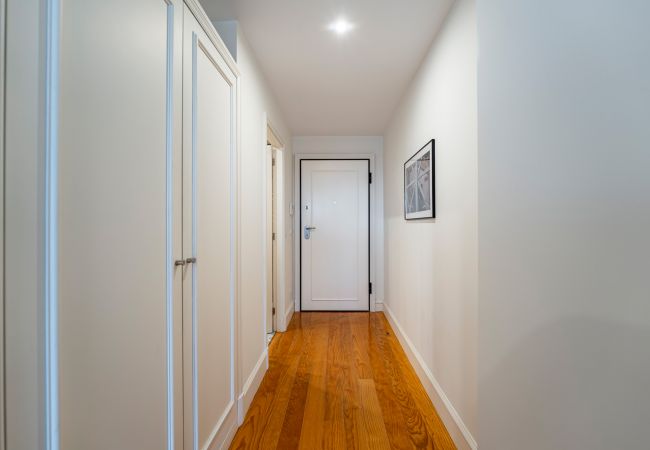 Apartment in Porto - Nomad`s Easy Stay - 1BDR Clerigos View Apartment in Porto - Nomad`s Easy Stay - 1BDR Clerigos View