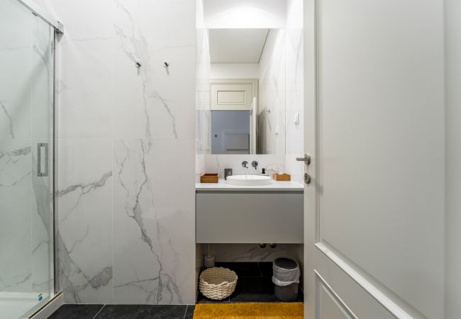 Apartment in Porto - Nomad's Lux - 1BDR Camões & the Poets Apartment in Porto - Nomad's Lux - 1BDR Camões & the Poets