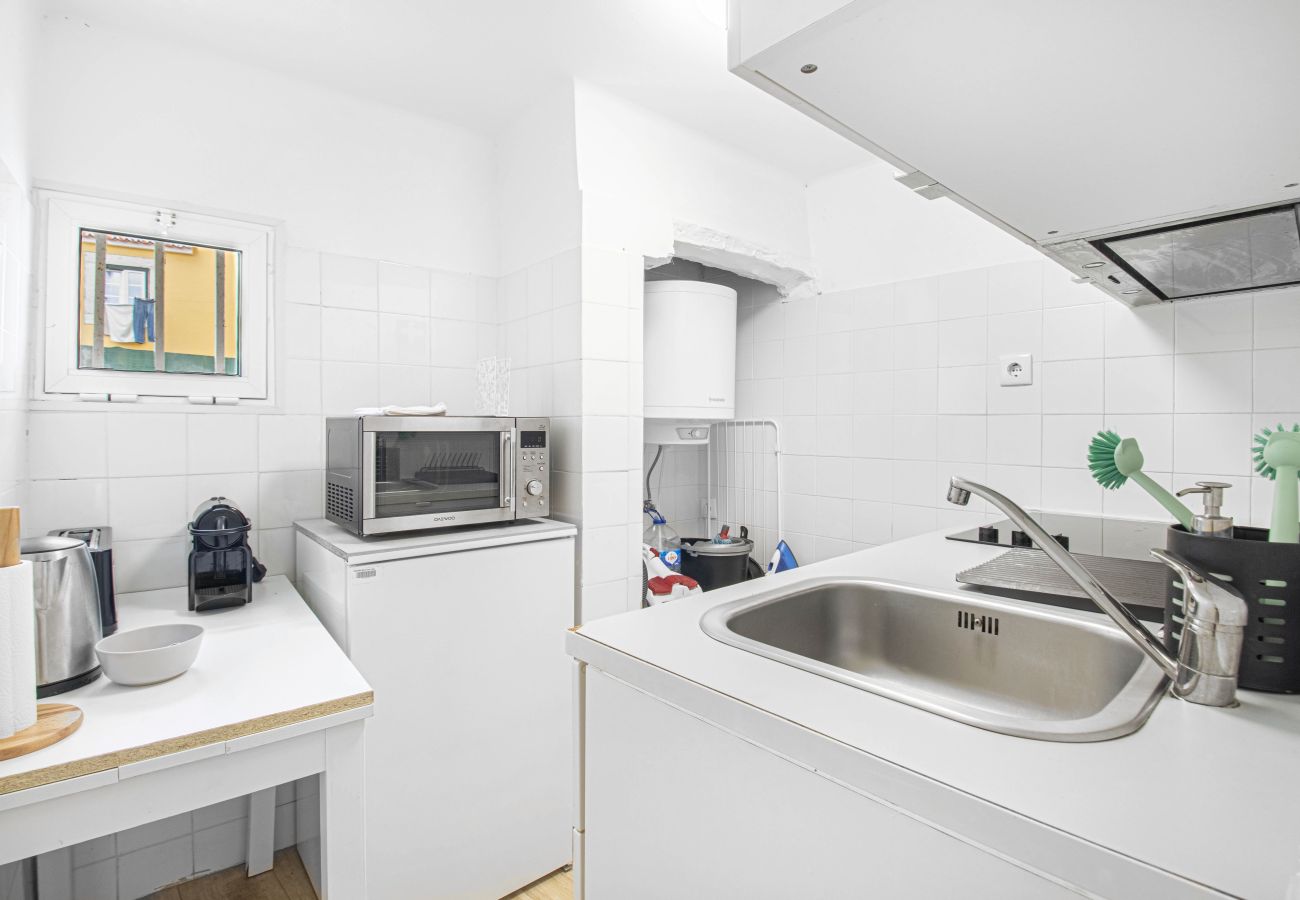 Apartamento em Lisboa - Nomad's Castel Lisbon - 1BDR The Reader