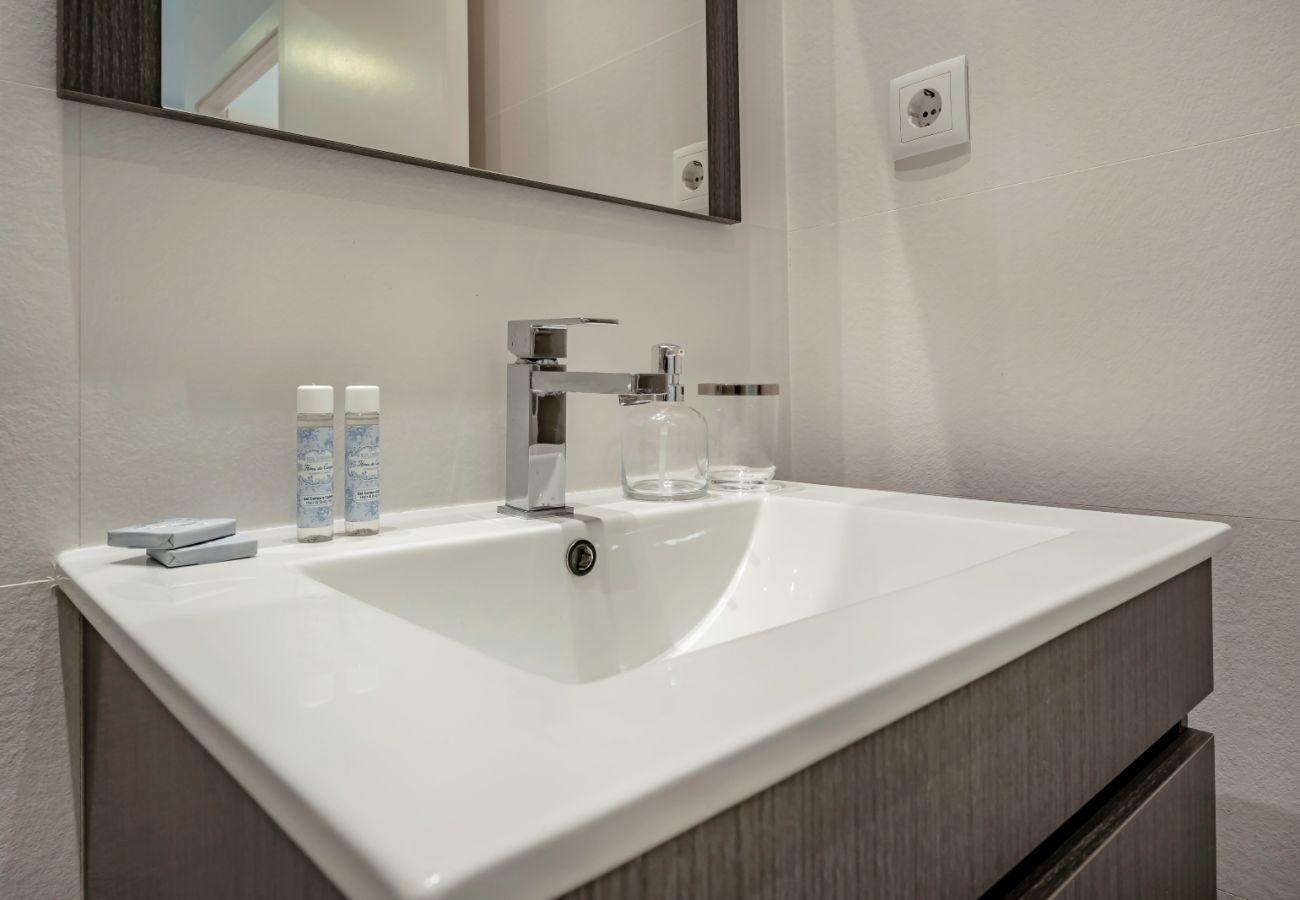 Apartamento em Porto - Nomad's Lux - 1BED Avenida Prime Bonfim