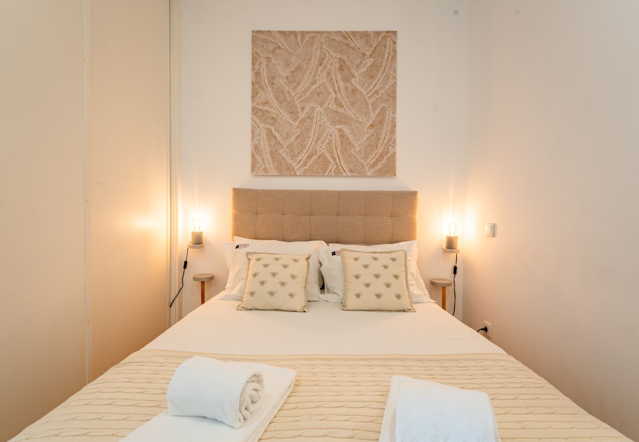 Apartamento em Porto - Nomad's Easy Stay - Duque Studio XIX