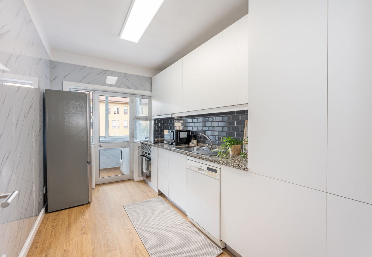 Apartamento em Porto - Nomad's Family - 3BDR The Home Base Porto
