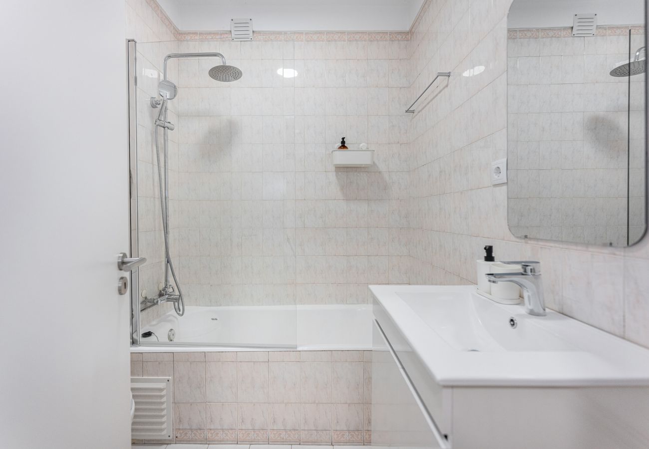Apartamento em Porto - Nomad's Family - 3BDR The Home Base Porto