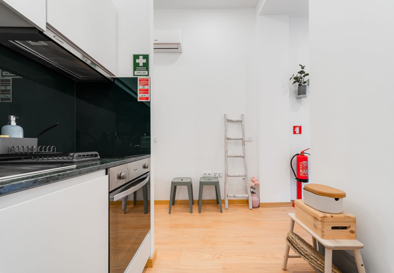 Studio in Porto - Nomad's Boulevard Flats - Suite & Terrace 1