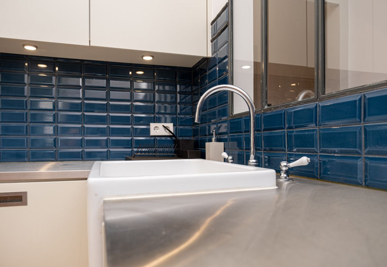 Apartment in Lisbon - Nomad's Padaria Flats Tiled Walls