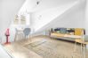 Apartment in Lisboa - Nomad's Castel Lisbon - 1BDR The Reader