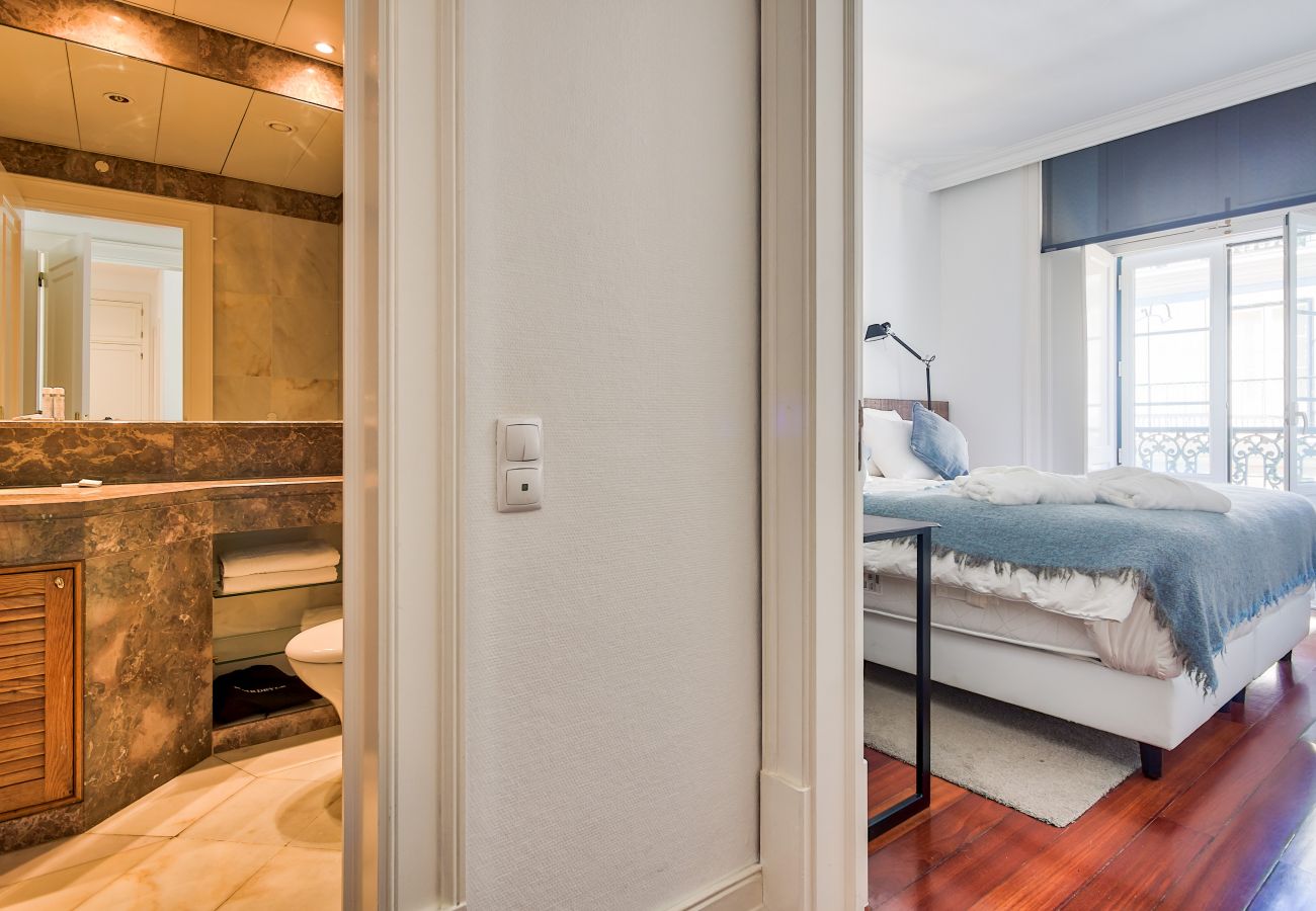 Apartment in Lisbon - Nomad's Fine Arts in Chiado
