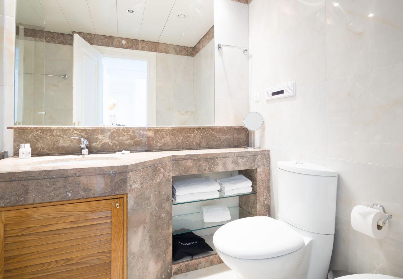 Apartment in Lisbon - Nomad's Fine Arts in Chiado