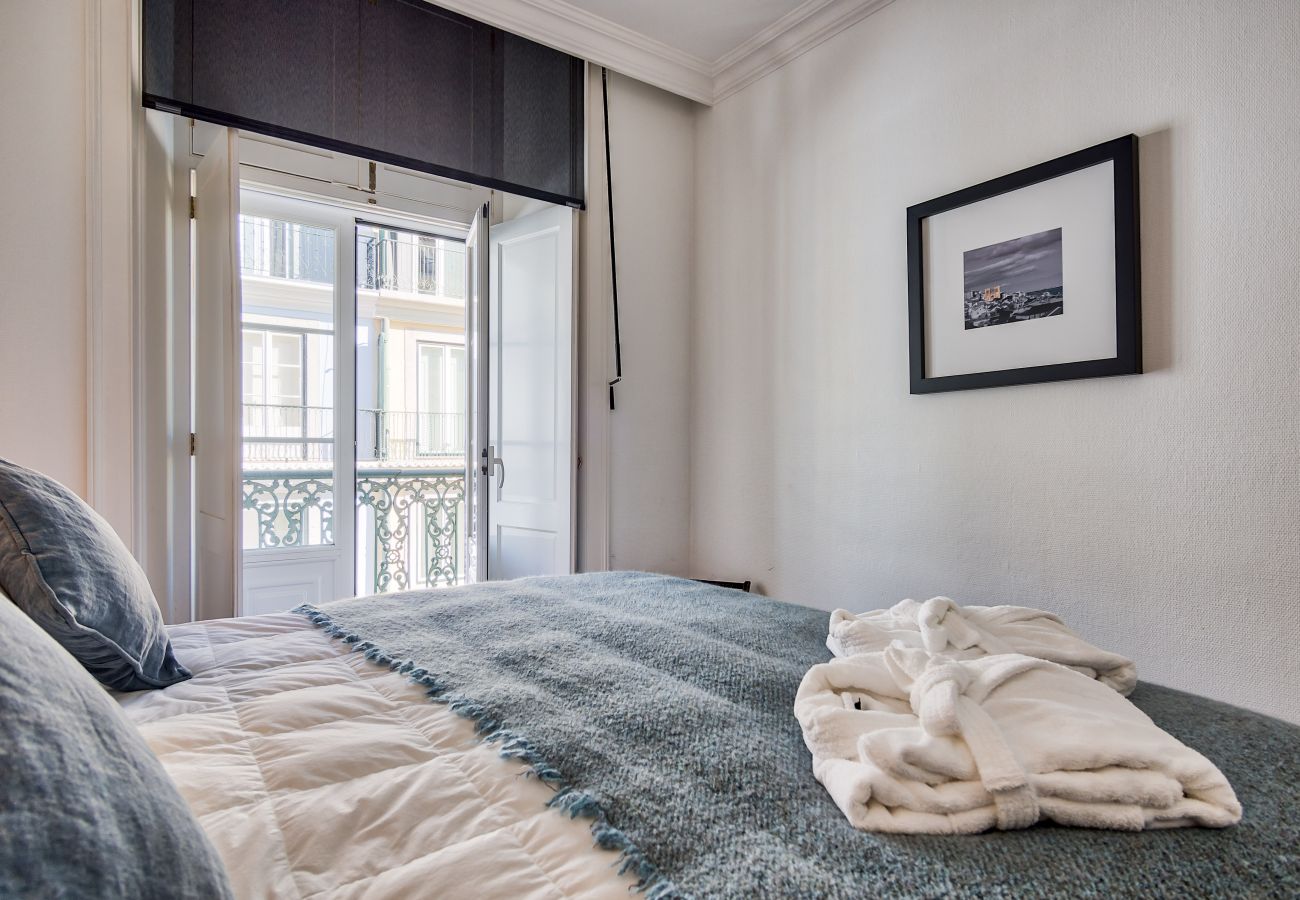 Apartment in Lisbon - Nomad's Fine Arts in Chiado with Garage
