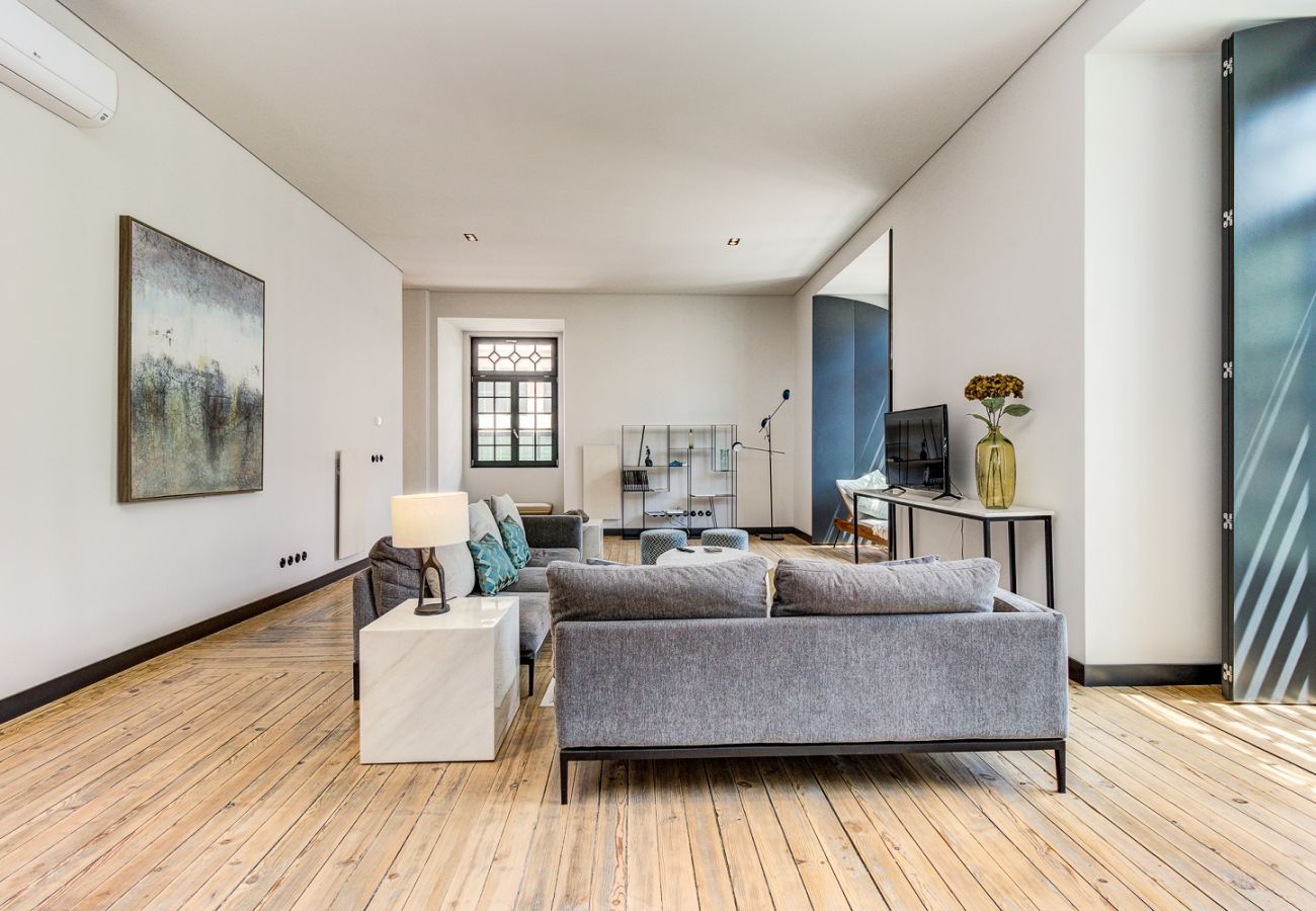 Apartment in Lisbon - Nomad's Time Out Market Lisbon - 3BDR