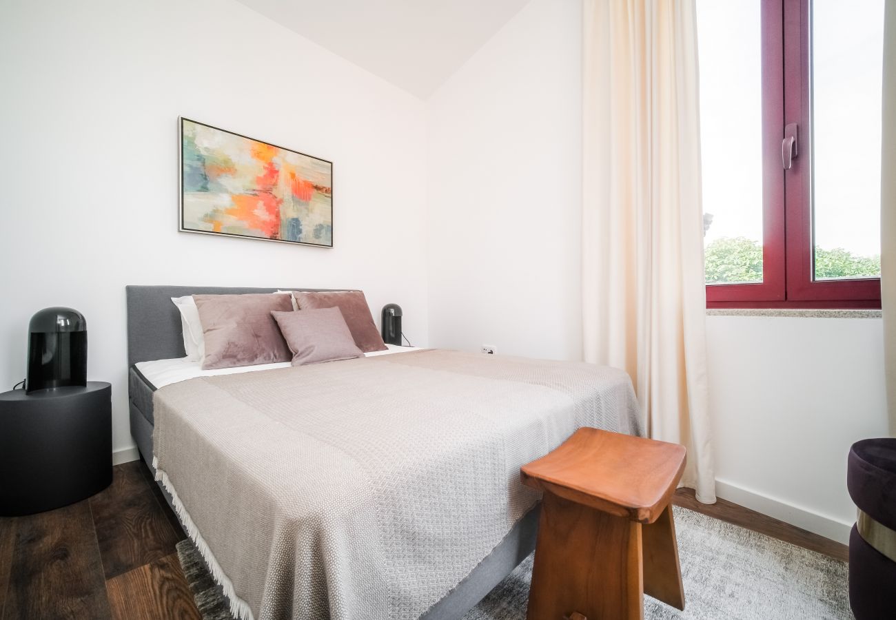 Apartment in Porto - Nomad's Nest in Bonfim - 1BED Balcony & View