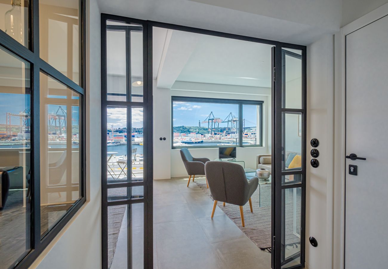 Apartment in Lisbon - Nomad's 2BDR Riverside Lisbon