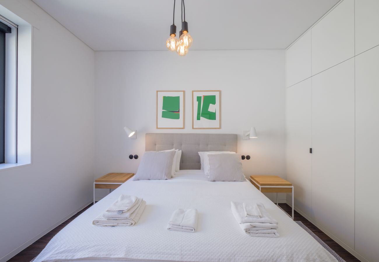 Apartment in Lisbon - Nomad's 2BDR Riverside Lisbon