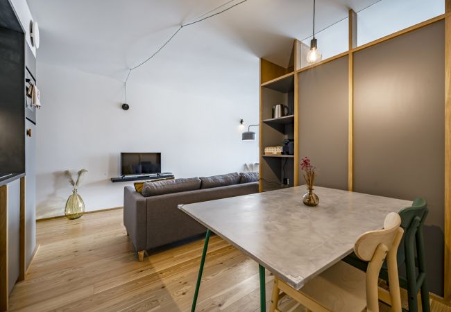Apartment in Porto - Nomad's Easy Stay - 1BED 6th Floor Campanhã