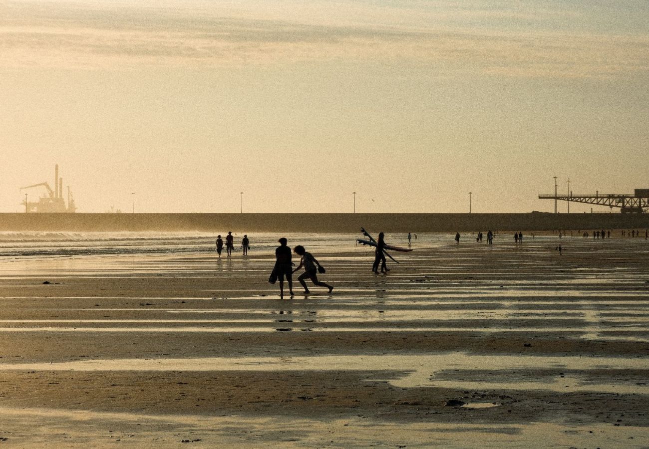 Apartment in Matosinhos - Nomad's Family - 2BDR Beach Vibe Matosinhos