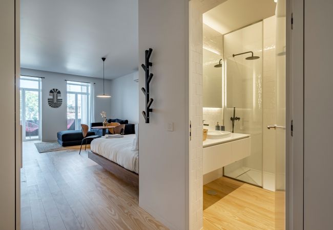 Studio in Porto - Nomad's Lux - 1BDR Almada Cool Studio in Porto - Nomad's Lux - 1BDR Almada Cool