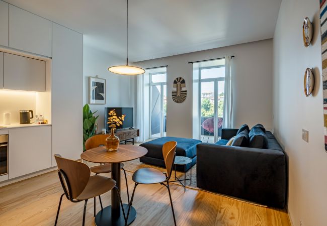 Studio in Porto - Nomad's Lux - 1BDR Almada Cool Studio in Porto - Nomad's Lux - 1BDR Almada Cool