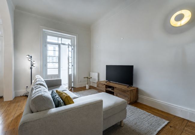 Apartment in Porto - Nomad's Family - 3BDR Charming Hideout Porto