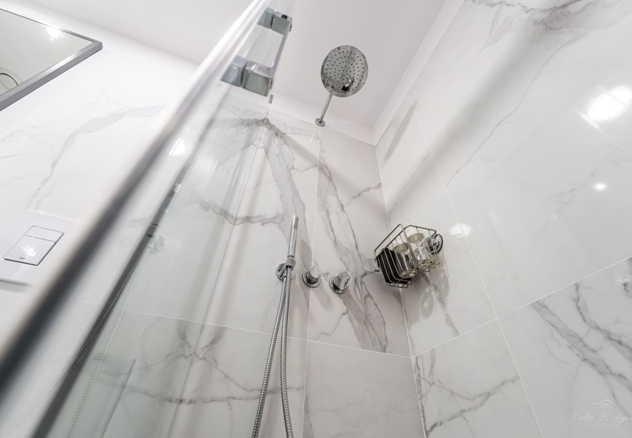 Apartment in Porto - Nomad's Lux - 1BDR The Silent Nest in Bonfim