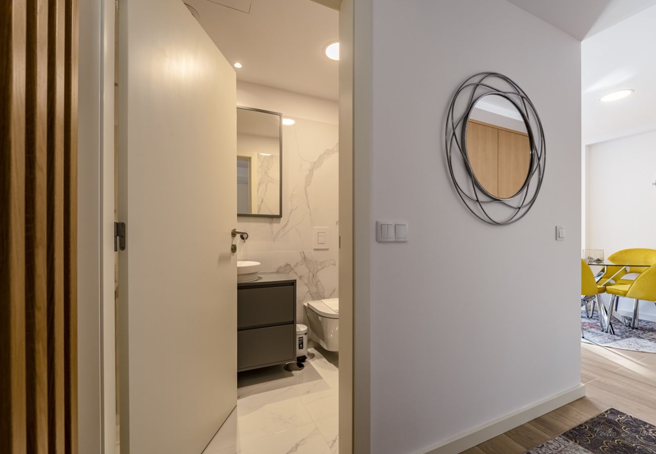 Apartment in Porto - Nomad's Lux - 1BDR The Silent Nest in Bonfim