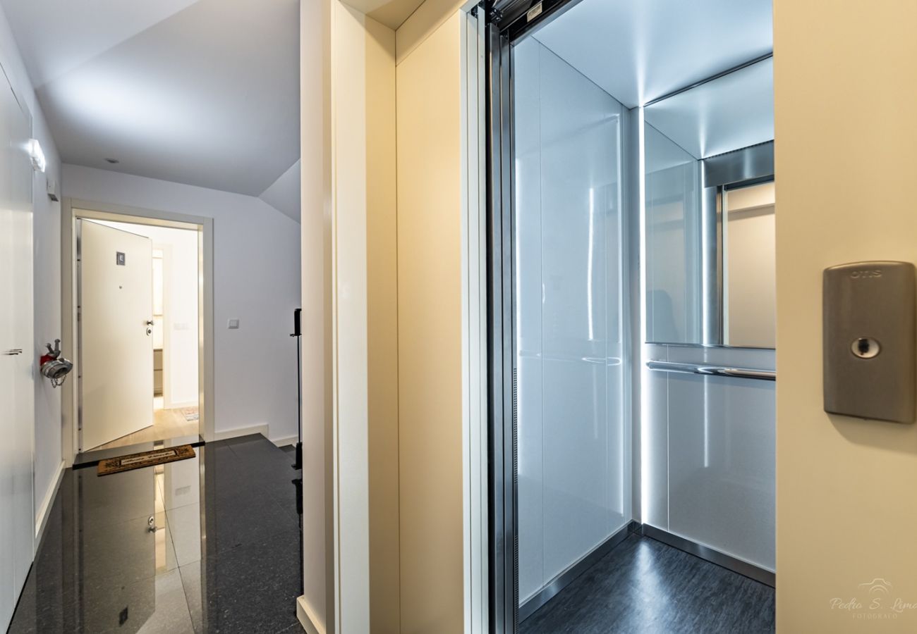 Apartment in Porto - Nomad's Lux - 1BDR The Silent Nest in Bonfim