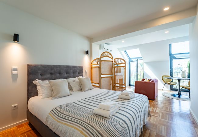  in Porto - Nomad's Lux - 1BDR The Finest Porto