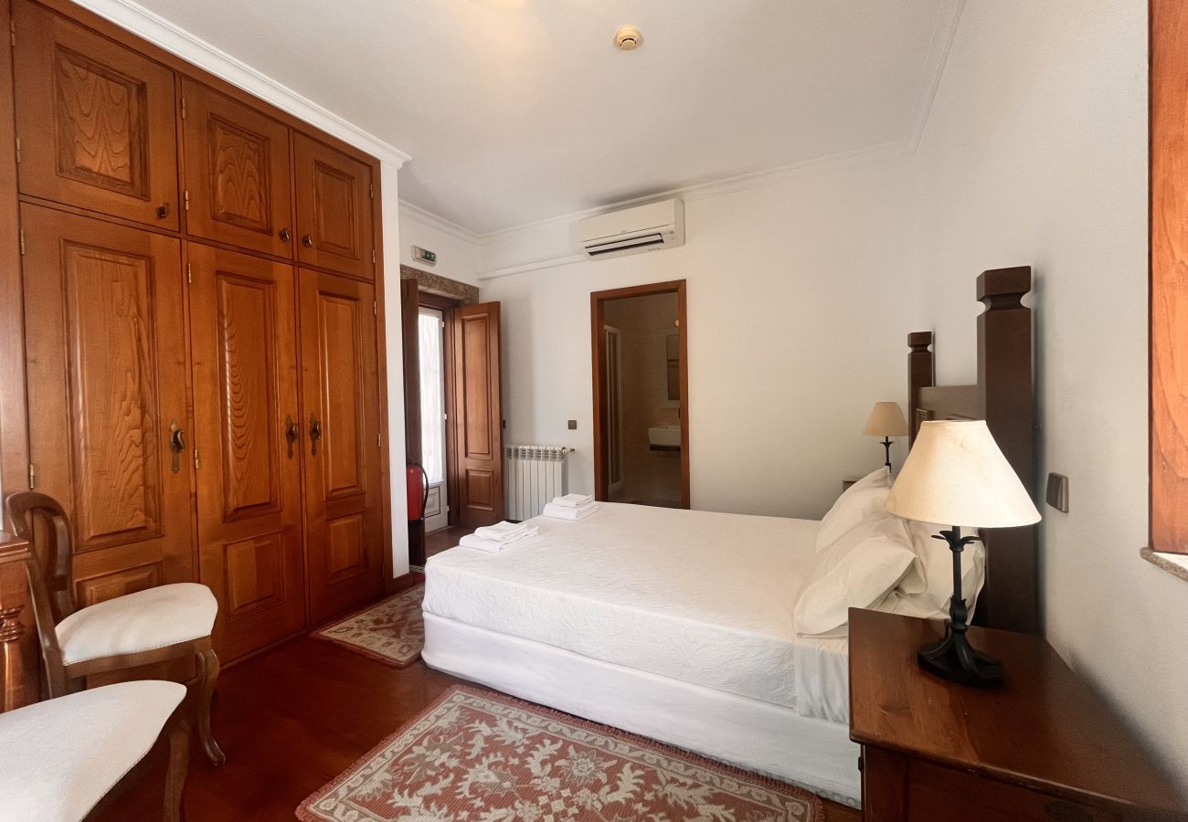 Apartment in Cabeceiras de Basto - Nomad's Country - Cimo de Villa The Pool Lookout