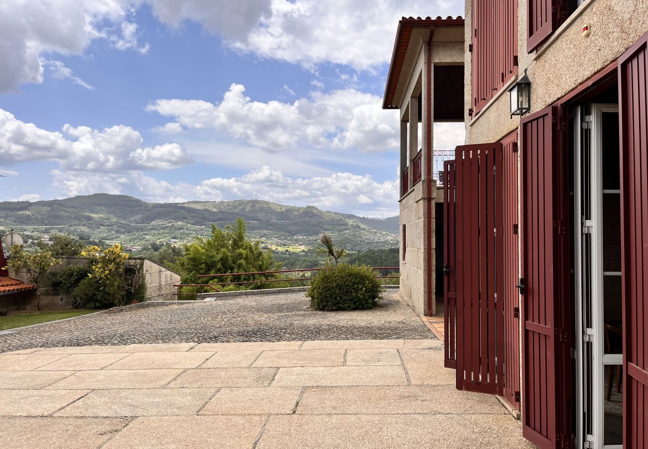 Farm stay in Pedraça - Nomad's Country - Cimo de Vila Apt IV