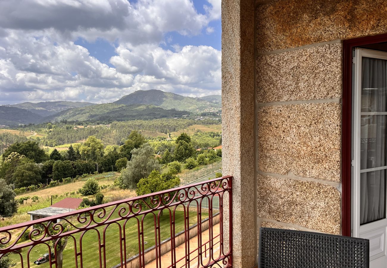 Farm stay in Pedraça - Nomad's Country - Cimo de Vila Apt IV