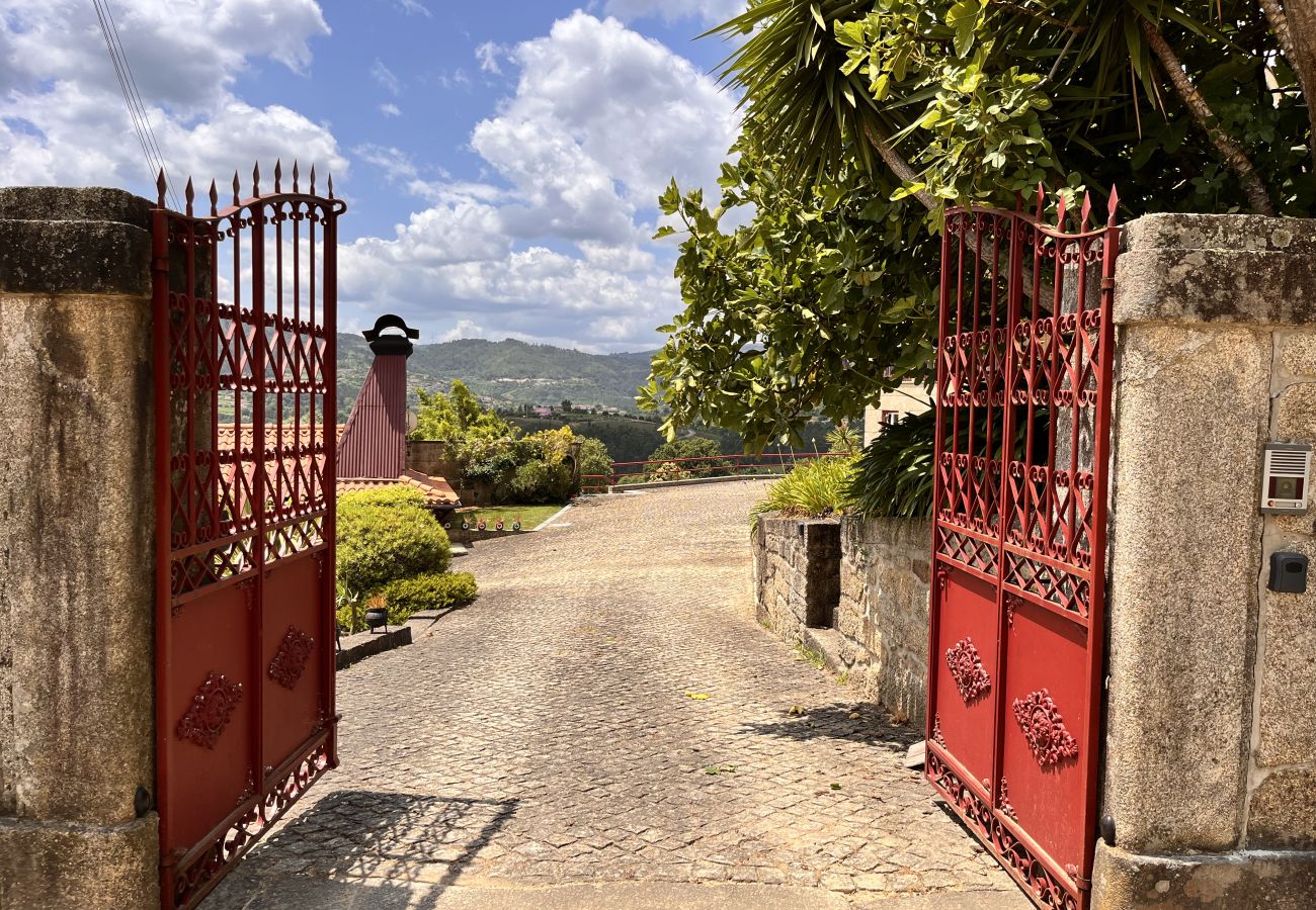 Farm stay in Pedraça - Nomad's Country - Cimo de Vila Apt IV