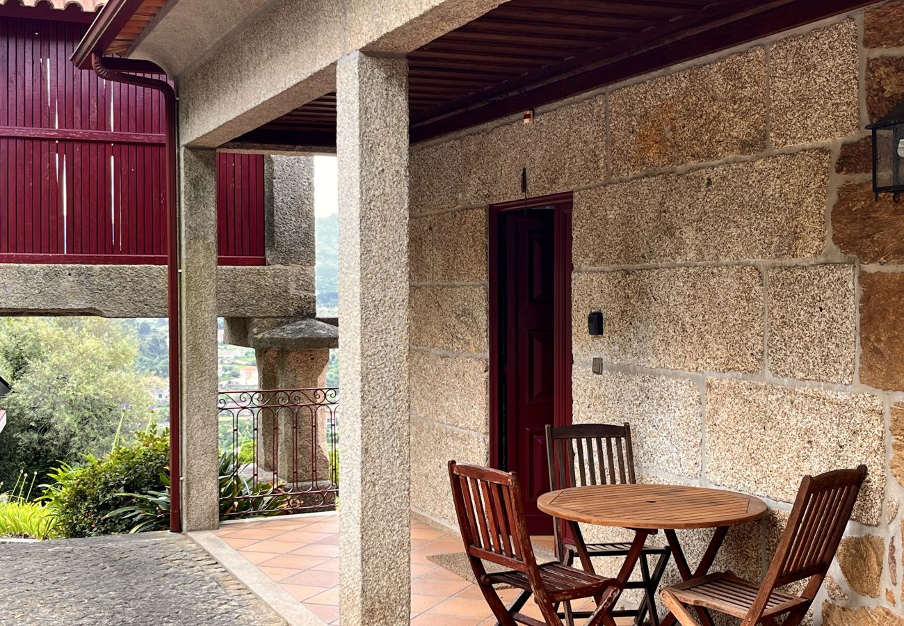 Farm stay in Pedraça - Nomad's Country - Cimo de Vila Apt V